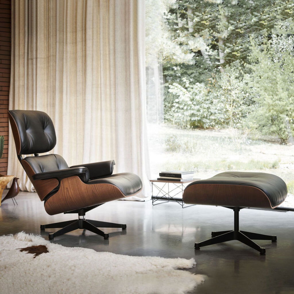 Furniture - Armchairs - Lounge Chair & Ottoman Set armchair & footrest leather black / Eames, 1956 - Cherry tree - Vitra - Cherry tree / Black (leather) - Cherry tree, Curved plywood, Leather, Polyurethane foam Furniture - Armchairs - Lounge Chair & Ottoman Set armchair & footrest leather black / Eames, 1956 - Cherry tree - Vitra - Cherry tree / Black (leather) - Cherry tree, Curved plywood, Leather, Polyurethane foam Furniture - Armchairs - Lounge Chair & Ottoman Set armchair & footrest leather black / Eames, 1956 - Cherry tree - Vitra - Cherry tree / Black (leather) - Cherry tree, Curved plywood, Leather, Polyurethane foam Furniture - Armchairs - Lounge Chair & Ottoman Set armchair & footrest leather black / Eames, 1956 - Cherry tree - Vitra - Cherry tree / Black (leather) - Cherry tree, Curved plywood, Leather, Polyurethane foam Vitra Set armchair & footrest Lounge Chair & Ottoman leather / Eames